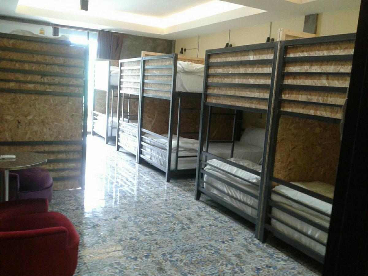 King Kong Hostel At Krabi town Εξωτερικό φωτογραφία